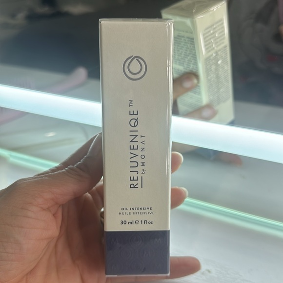 Rejuveniqe Monat - Picture 4 of 5